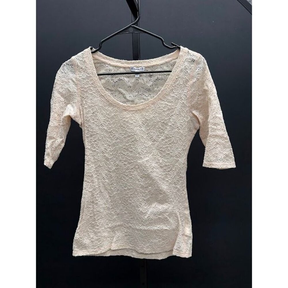 Express Blush Lace Short Sleeve Top